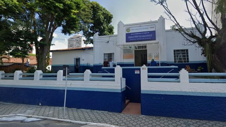 escola do trabalho taubaté