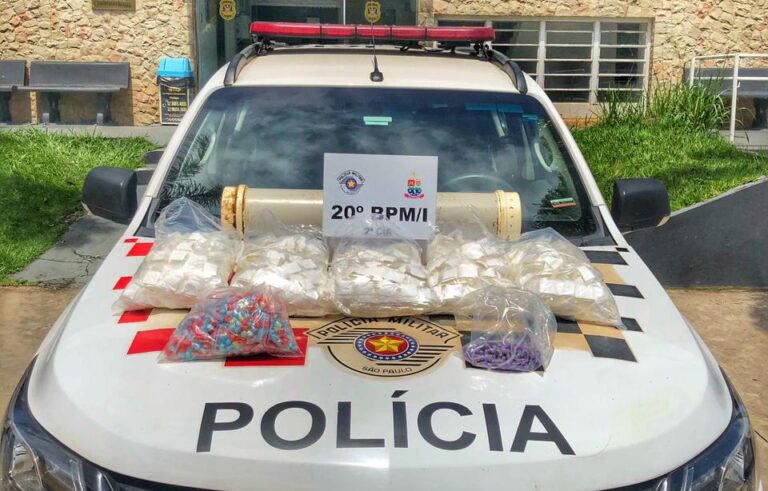 PM apreende mais de 8 kg de drogas em Caraguatatuba