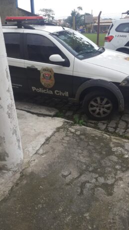 Homem é assassinado em campo de futebol de Cruzeiro