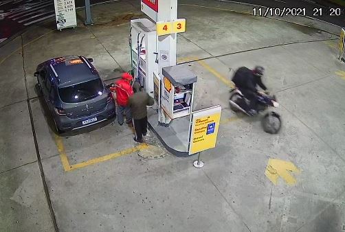 Frentista é roubado em posto de Jacareí , que fica a poucos metros de base da polícia