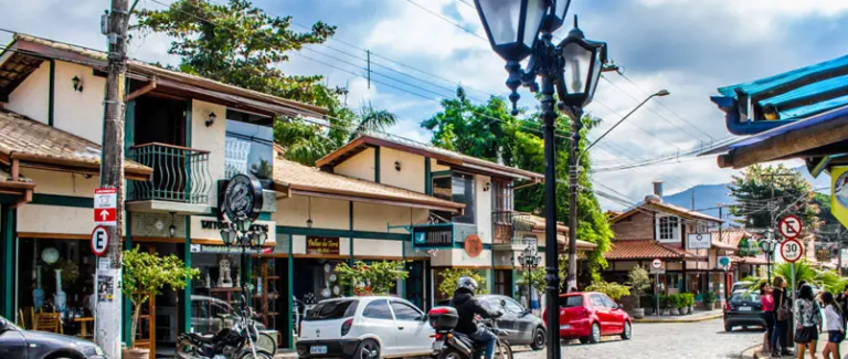 Pelo menos 18 comerciantes reclamam de furtos, roubos, ameaças e depredações no centro de Ubatuba