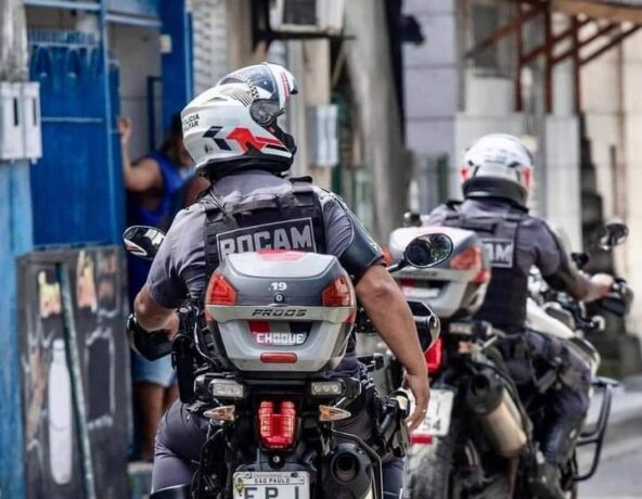 Criminoso enfrenta PMs com faca e morre em Caraguatatuba