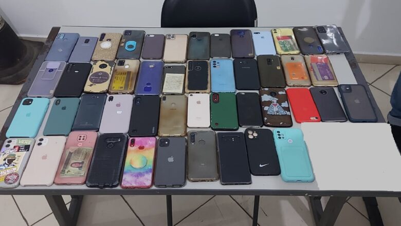 Em busca de celulares, bandidos fazem arrastão em casa de shows em Lorena