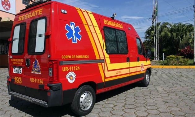 Acidente entre caminhão e bicicleta deixa uma vítima fatal em estrada de Potim