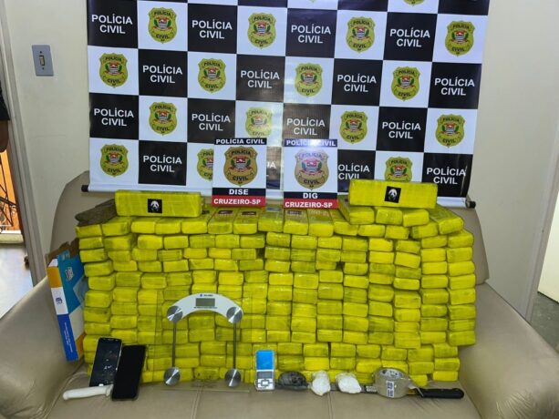 Polícia apreende 150 kg de maconha em Cruzeiro