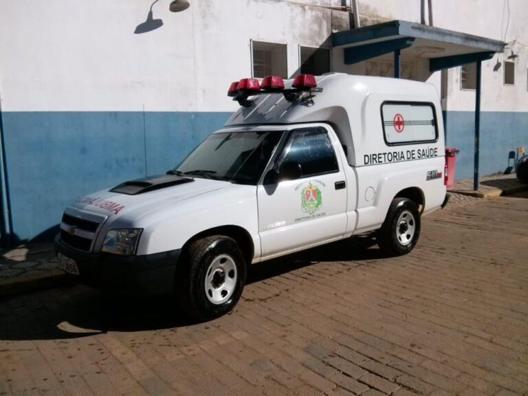 Ambulância é furtada em hospital de Paraibuna