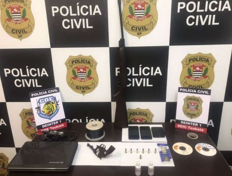 Idoso tinha "set de filmagem" para produzir material pornográfico com adolescentes em Taubaté e foi preso nesta quinta-feira (27). Ele atraia adolescentes para as gravações em um imóvel, localizado no Jardim Mourisco. 