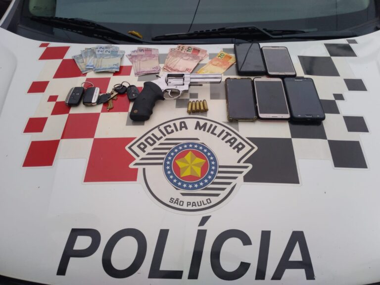 Perseguição e tiroteio depois roubo à loja de pneus em Ubatuba