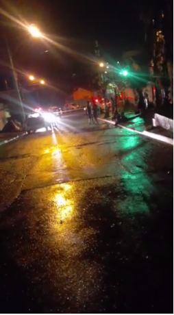Bandido é morto por comerciante em assalto em Jacareí. O crime aconteceu na noite desta quarta-feira (13/01), pela rua Mario Siqueira Cardoso, bairro Bandeira Branca.