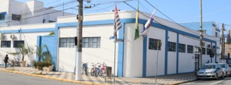 Serviços da Prefeitura de Caraguatatuba não vão funcionar nos dias 28 de fevereiro e 1º de março em virtude da folga prolongada de Carnaval e das compensações de jornadas do Calendário Oficial de 2022. O expediente volta a funcionar normalmente na Quarta-Feira de Cinzas (2), a partir do meio-dia.