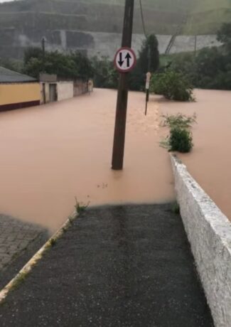 Aulas são suspensas em São Luiz do Paraitinga por causa das chuvas