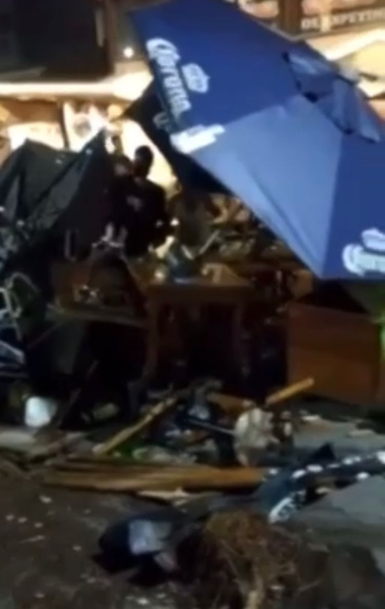 Motorista embriagado avança e atropela clientes nas mesas de bar em Caraguatatuba