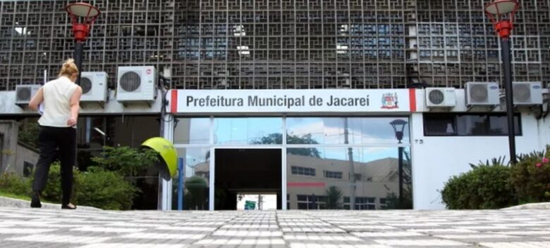 reajuste salarial servidores-jacareí-capa
