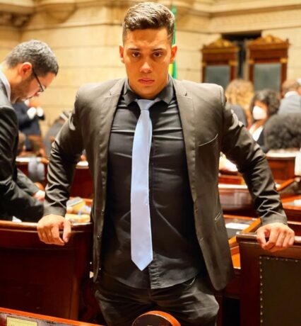 gabriel monteiro-capa