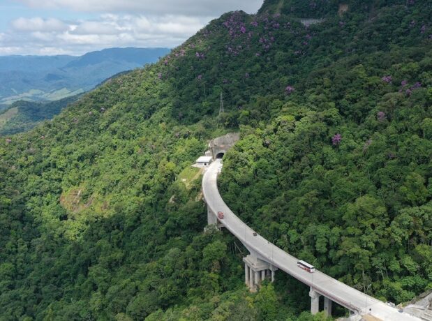 rodovia dos tamoios-feriado da páscoa-capa