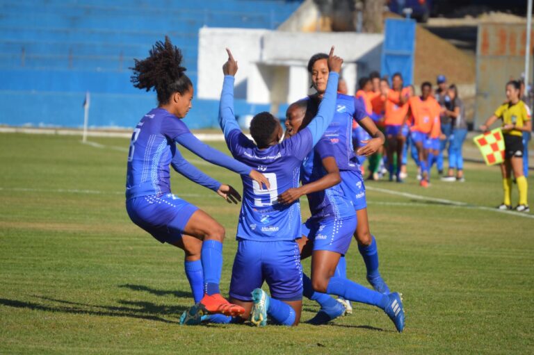 taubaté-brasileirão feminino-capa