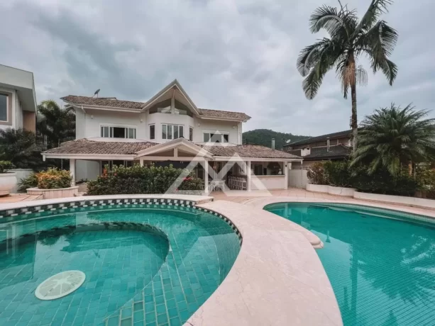 casa-hebe camargo-capa