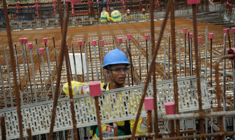 Ubatuba assina convênio com estado para mais de seis milhões em obras