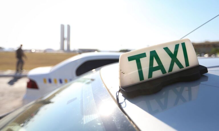 auxílio caminhoneiro-taxista-capa