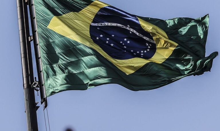 independência-capa