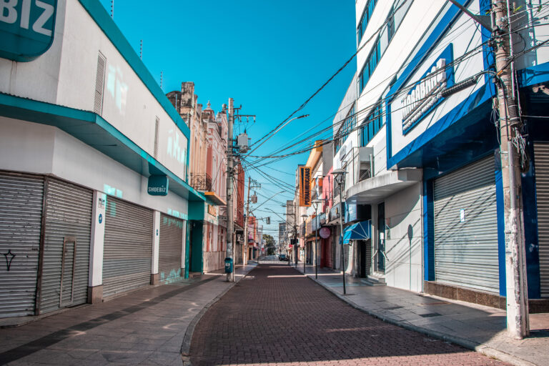 Lei que extingue feriado de aniversário de Taubaté, no dia 5 de dezembro, é sancionada