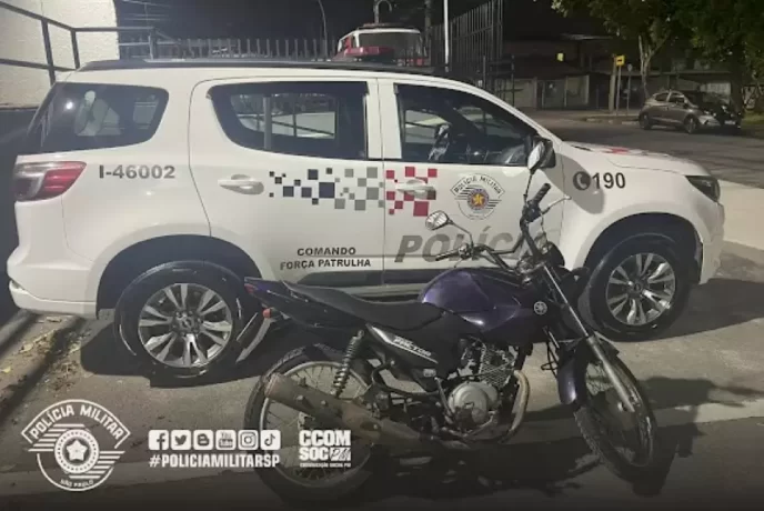 Duas mulheres são presas por estelionato e apropriação indébita de moto em São José