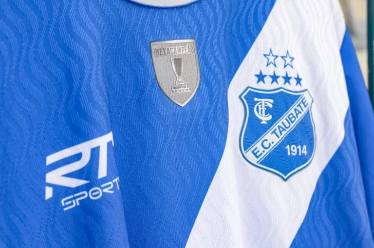 EC Taubaté camisa azul