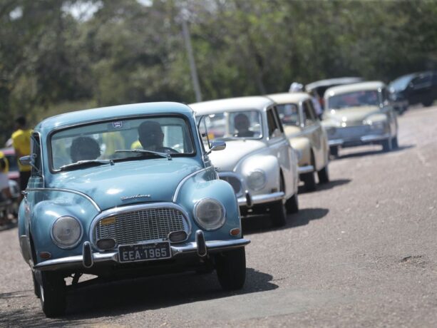 encontro de carros antigos-tremembé-capa