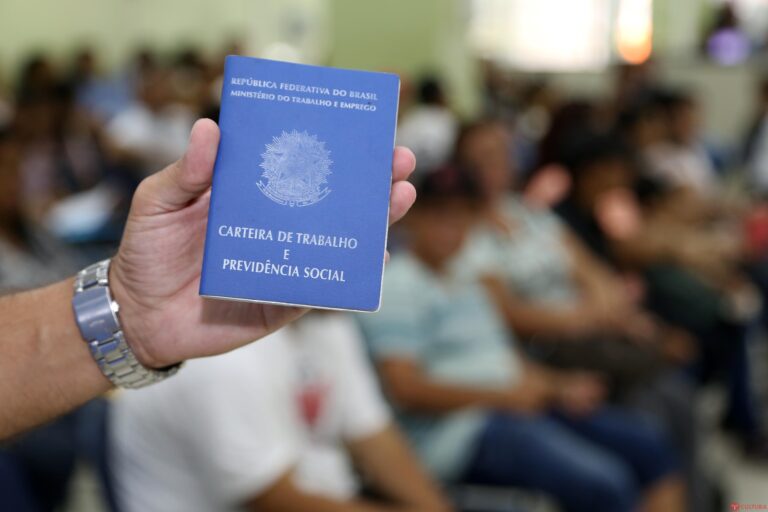 1ª Feira de empregos-capa
