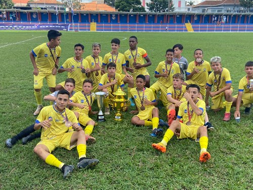 Atleta Cidadão de São José dos Campos traz ouro e bronze das Copas Estaduais de Futebol