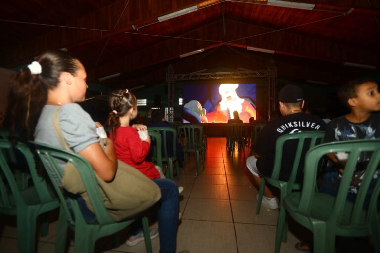 Cinema nos Bairros vai para todas as regiões de São José dos Campos