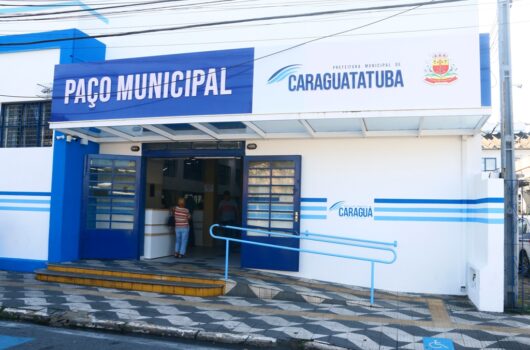 Servidores de Caraguatatuba recebem 2ª parcela do 13° salário
