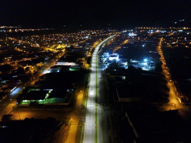 Sistema de iluminação 100% LED começa a ser implantado em Pindamonhangaba