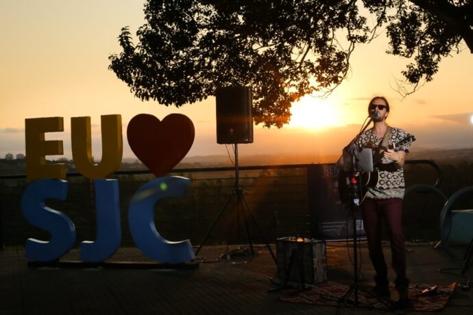 Música ao Pôr do Sol tem extensa programação de shows em janeiro na cidade de São José dos Campos