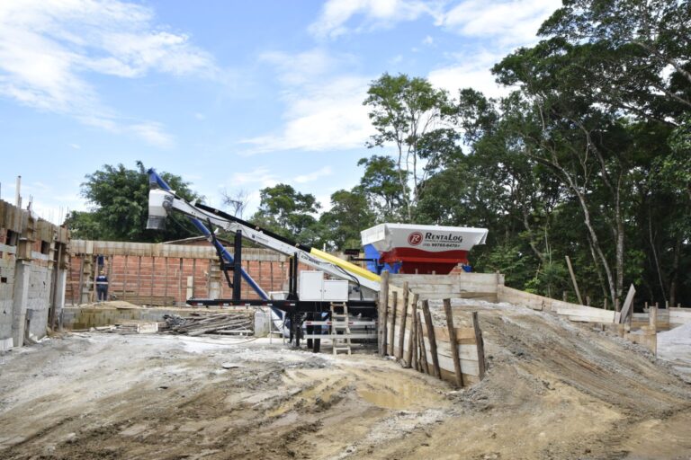 Prefeitura de Ilhabela segue com reformas e mutirões de limpeza nas escolas durante recesso
