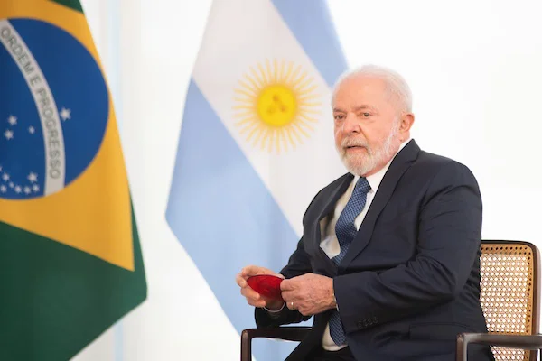 Lula asume la presidencia del Mercosur este martes (4)