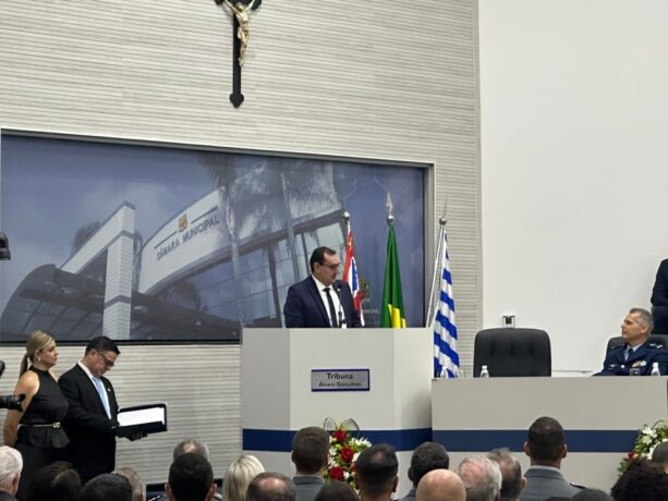 Prefeitos do Vale do Paraíba Tomam Posse para Mandatos de Quatro Anos